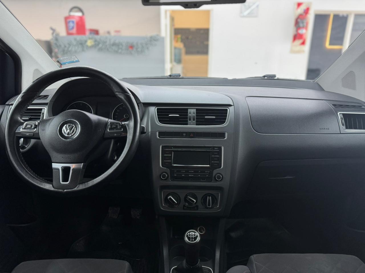 Volkswagen Suran HIGLINE 1,6 MT 2014