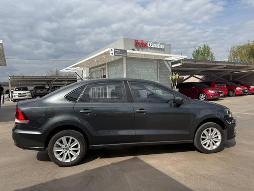 Volkswagen Polo 1.6 Com 4p L16 2017