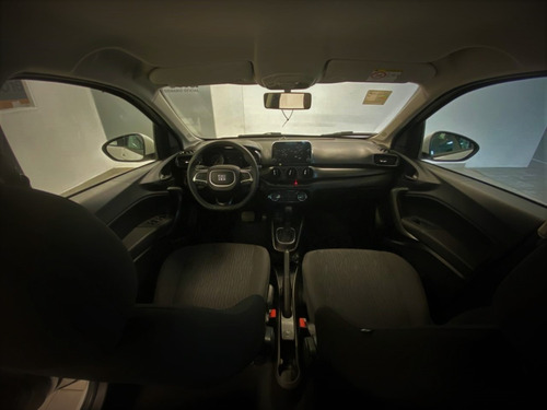 Fiat Cronos Drive CVT 2024