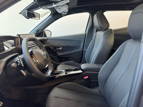 Peugeot 2008 1.0T Gt 2025