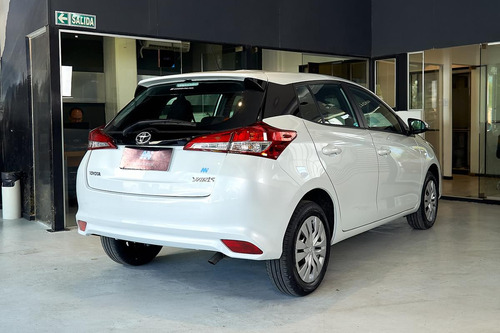 Toyota Yaris 1.5 107cv Xs 5 p 2025