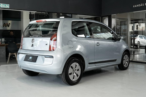 Volkswagen Up! 1.0 Move Up! 75cv 2014