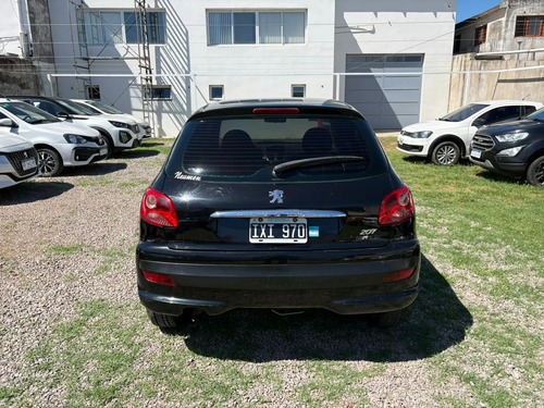 Peugeot 207 COMPACT XS 1.4 5P 2010