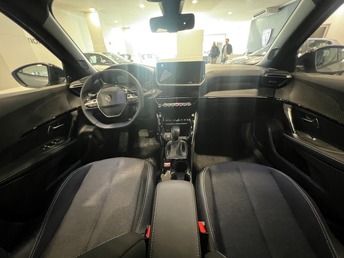 Peugeot 2008 1.0T Allure 2025