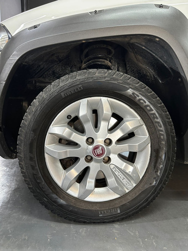 Fiat Strada 1.6 DC ADVENTURE LOCKER L14 2015