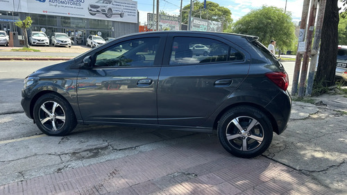 Chevrolet Onix 1.4 Ltz 98cv 2018