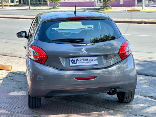 Peugeot 208 1.5 Active 2014