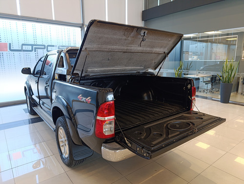 Toyota Hilux Pick-Up 3.0 Cd Srv Cuero 4x4 5at - A4 2015