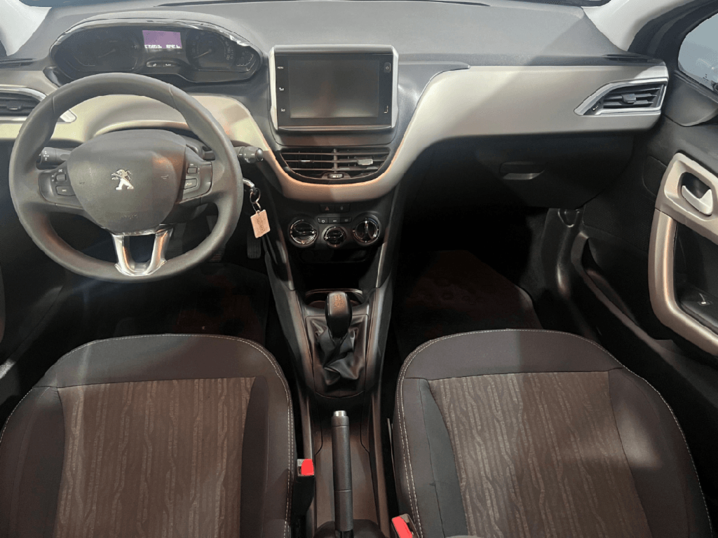 Peugeot 2008 1.6 ALLURE L/19 2020