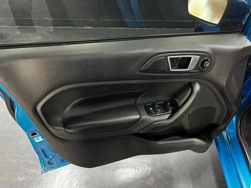 Ford Fiesta 1.6 TITANIUM KD 5P L14 2017