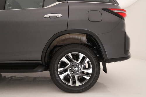 Toyota SW4 2.8 Srx 204Cv 4X4 7As At 2025