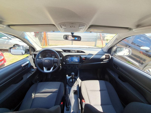 Toyota Hilux 2.4 Cd Dx 150cv 4x4 2025