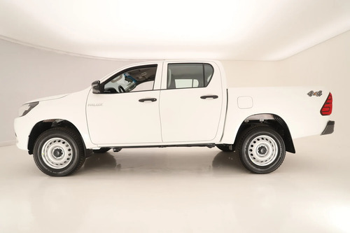 Toyota Hilux Pick-Up 2.4 Cd Dx 150cv 4x4 2026