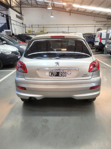 Peugeot 207 1.4 Sedan Hdi Xs 2012