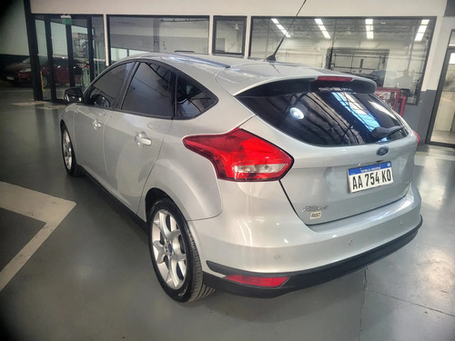Ford Focus III 2.0 Se Plus At6 2016