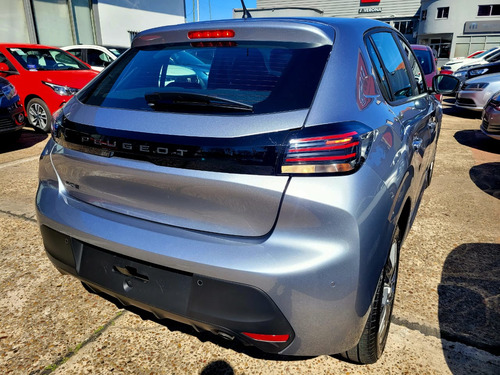 Peugeot 208 1.6 Allure At 2025