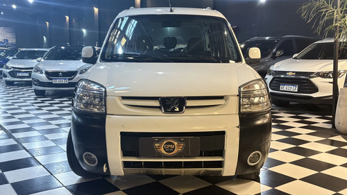 Peugeot Partner Patagónica 1.6 Hdi Vtc Plus 2015