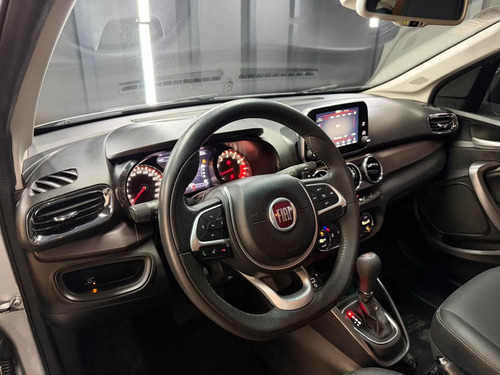 Fiat Cronos 1.8 PRECISION AT L18 2019