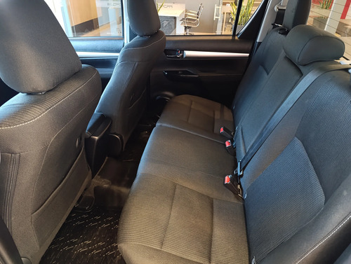 Toyota Hilux Pick-Up 2.4 Cd Sr 150cv 4x2 2023