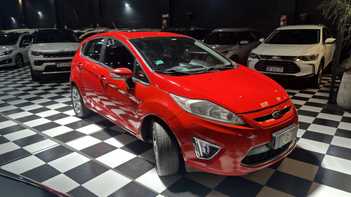 Ford Fiesta Kinetic 1.6 Titanium 120cv 2013
