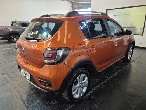 Renault Sandero Stepway 1.6 Privilege 105cv 2016