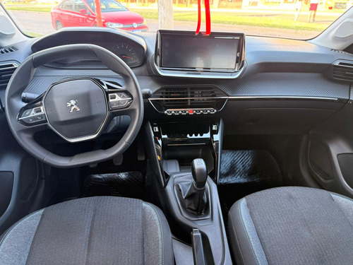 Peugeot 208 STYLE MT 2023