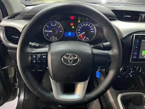 Toyota Hilux 2.8 TDI 4X4 DC SR L16 2017