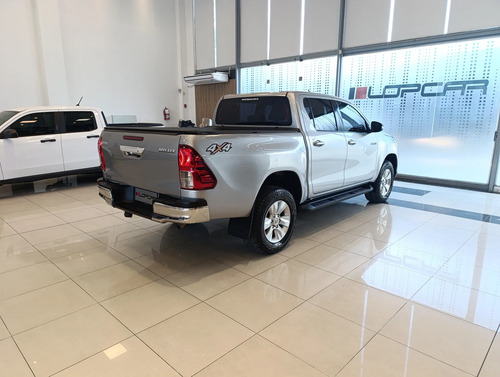 Toyota Hilux Pick-Up 2.8 Cd Sr 177cv 4x4 2018