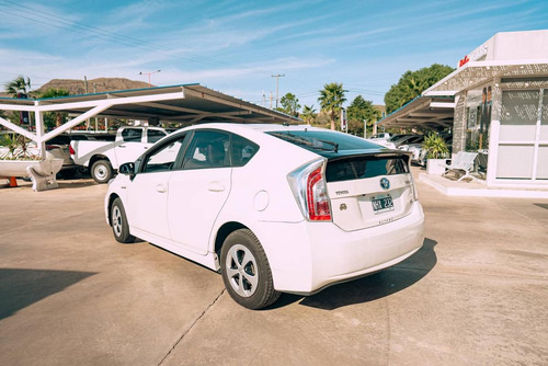 Toyota Prius 1.8 Cvt L12 2013