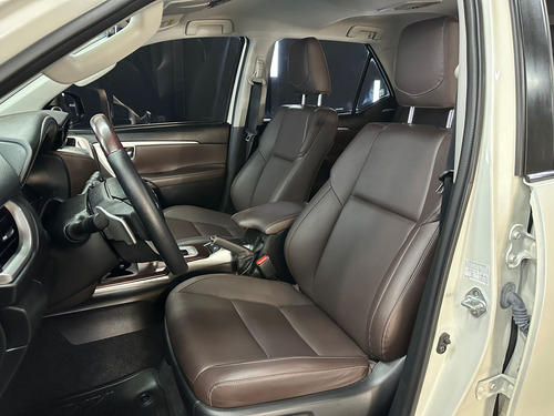 Toyota SW4 TDI SRX AT 2020