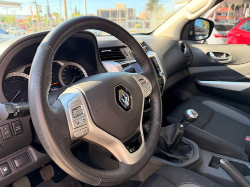 Renault Alaskan 2.3 Tdi 4x2 Emotion 2023