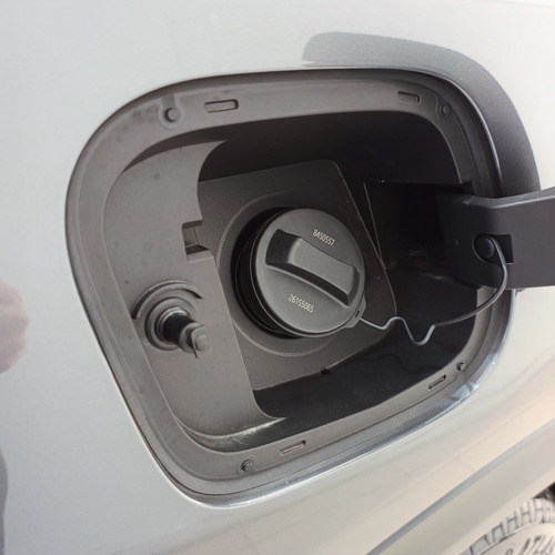 Chevrolet Captiva phev 1.5 Phev Premier 2026