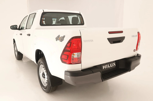 Toyota Hilux Pick-Up 2.4 Cd Dx 150cv 4x4 2026