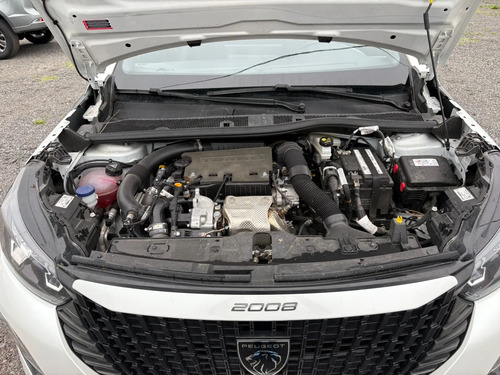 Peugeot 2008 ACTIVE T200 AM24 2024