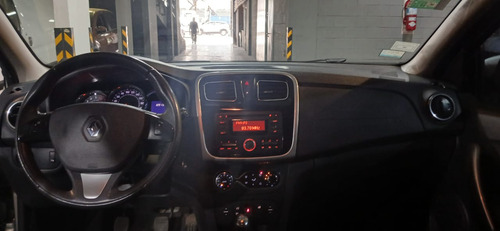 Renault Sandero 1.6 16V PRIVILEGE L15 2016