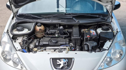 Peugeot 207 1.4 Sedan Allure 75cv 2014