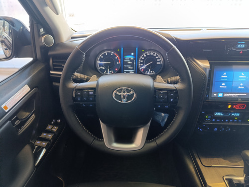 Toyota SW4 2.8 Srx 204Cv 4X4 7As At 2025