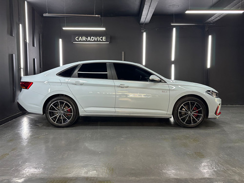 Volkswagen Vento 2.0 350TSI GLI DSG L26 2025