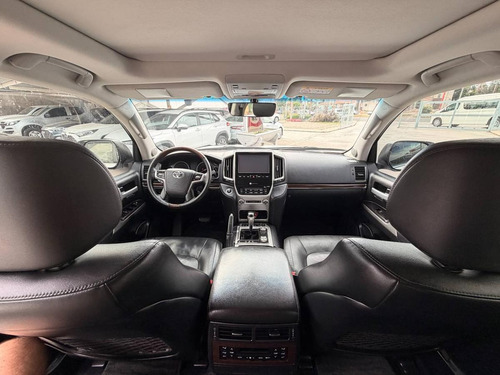 Toyota Land Cruiser 200 4.5 D4-D Vx At 2017