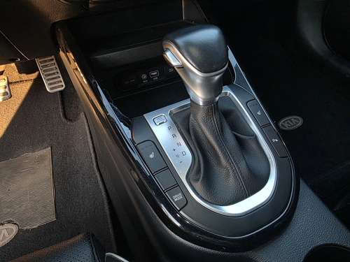 Kia Cerato 2.0 Sx At6 5 p 2021