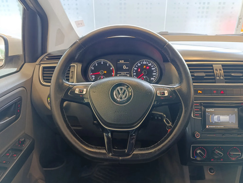 Volkswagen Suran 1.6 Highline Msi 110cv 2016