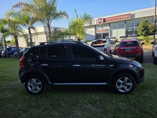 Renault Sandero 1.6 Confort 2011