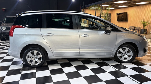 Peugeot 5008 1.6 Feline B/techo Tiptronic 2017