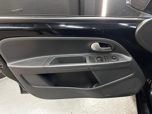 Volkswagen Up! 1.0 HIGHLINE 5P L17 2017