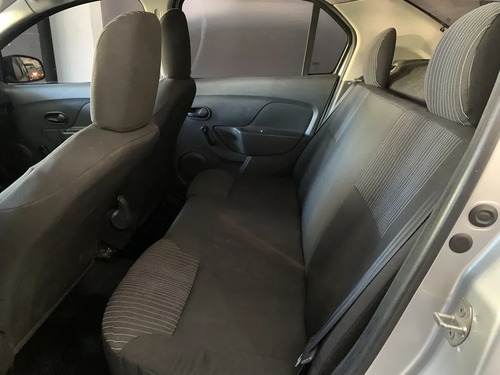 Renault Logan 1.6 Authentique 85cv 2014