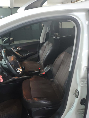 Peugeot 2008 feline 1.6 2018