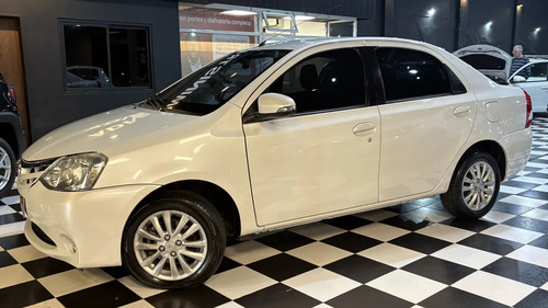 Toyota Etios 1.5 Sedan Xls 2016