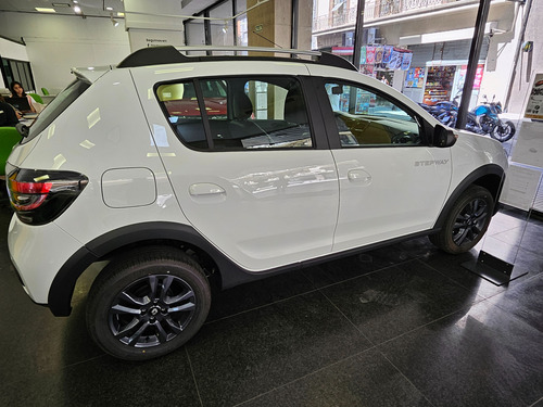 Renault Sandero Stepway 1.6 16v Intense 2025