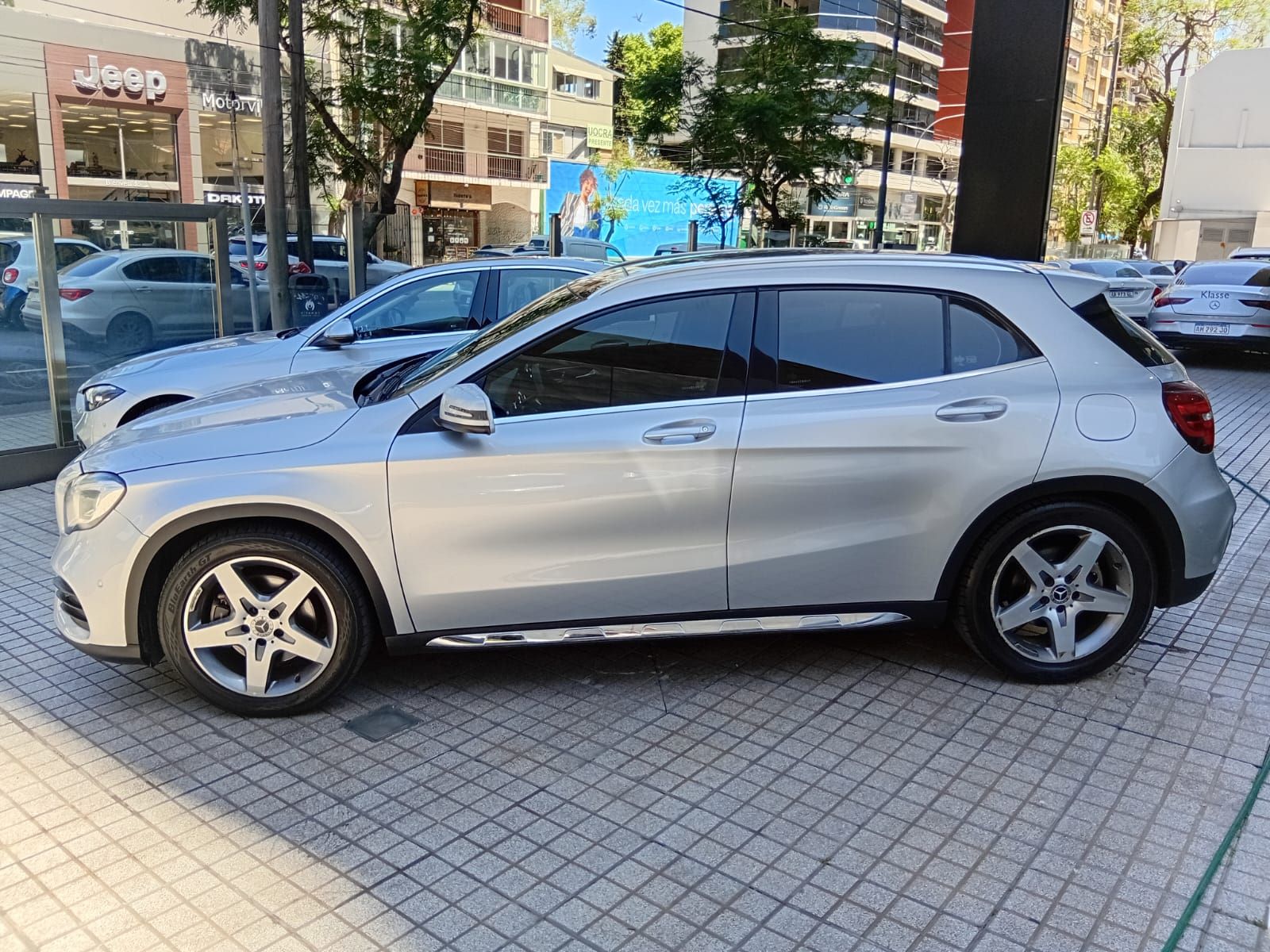 Mercedes-Benz GLA 250 1.6 Gla250 Amg-line 211cv 2019