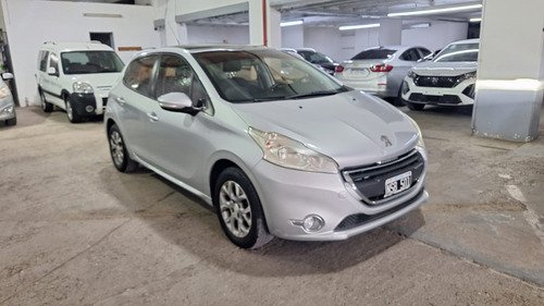 Peugeot 208 Allure 1.6 N 2014